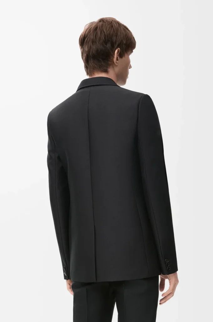 Chaqueta de lana y seda, color negro Chaqueta de lana y seda, color negro