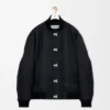 Chaqueta de nailon negro