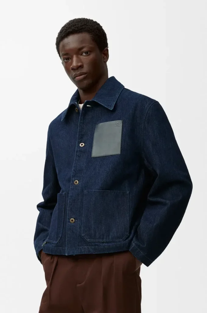 Chaqueta de trabajo en denim azul índigo Chaqueta de trabajo en denim azul índigo
