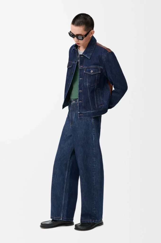 Chaqueta híbrida de denim y piel de becerro napa. Denim crudo