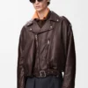 Chaqueta motera abullonada en piel de cordero napa Marrón oscuro Chaqueta motera abullonada en piel de cordero napa Marrón oscuro