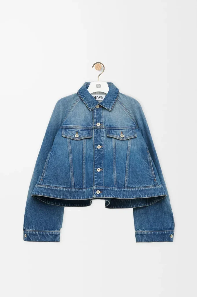 Chaqueta trapecio en denim azul denim Chaqueta trapecio en denim azul denim
