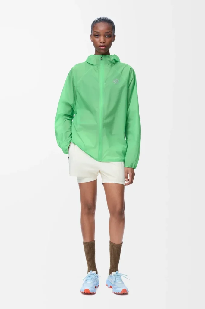 Chaqueta Ultra en tejido técnico verde Chaqueta Ultra en tejido técnico verde