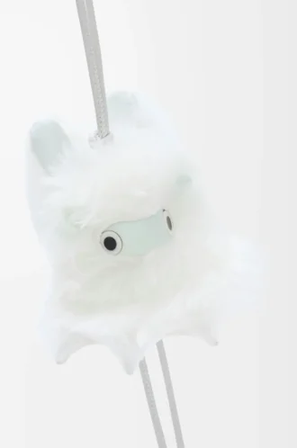 Charm Snow Bunny en piel de oveja Blanca