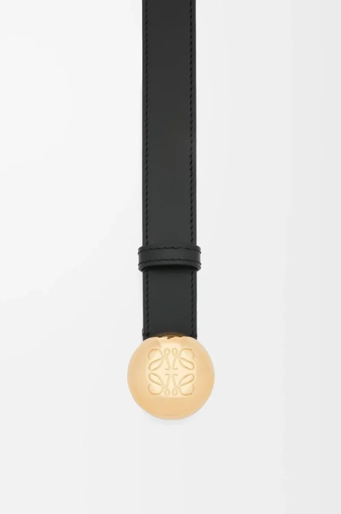 Cinturón Pebble de piel de becerro lisa Negro/Oro Cinturón Pebble de piel de becerro lisa Negro/Oro