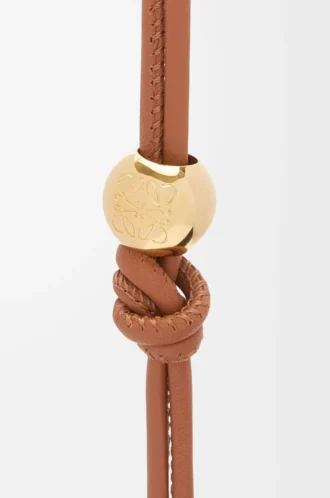 Correa personalizada en piel de becerro clásica Tan/Gold
