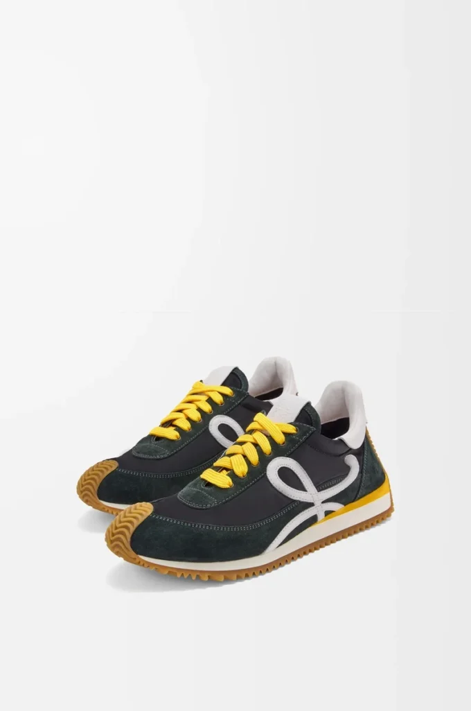 Flow Runner 2.0 en nailon y ante Negro/Blanco/Caqui