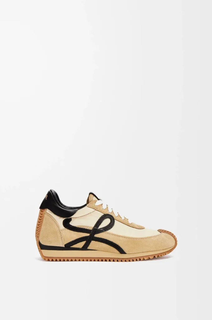 Flow Runner en nylon y ante dorado/negro Flow Runner en nylon y ante dorado/negro