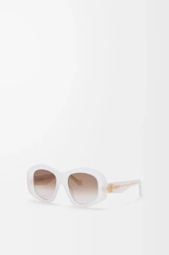 Gafas de sol Beveled Pentagon en color marfil lechoso