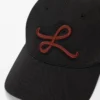 Gorra con parche L en algodón negro Gorra con parche L en algodón negro