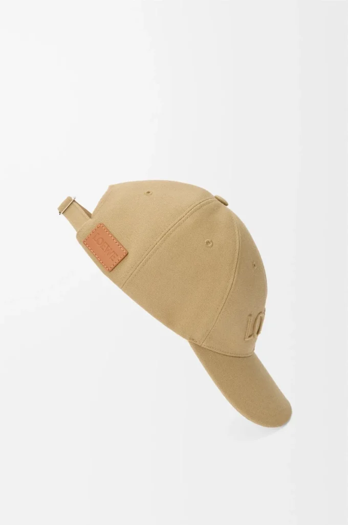 Gorra LOEWE de lona color arena Gorra LOEWE de lona color arena