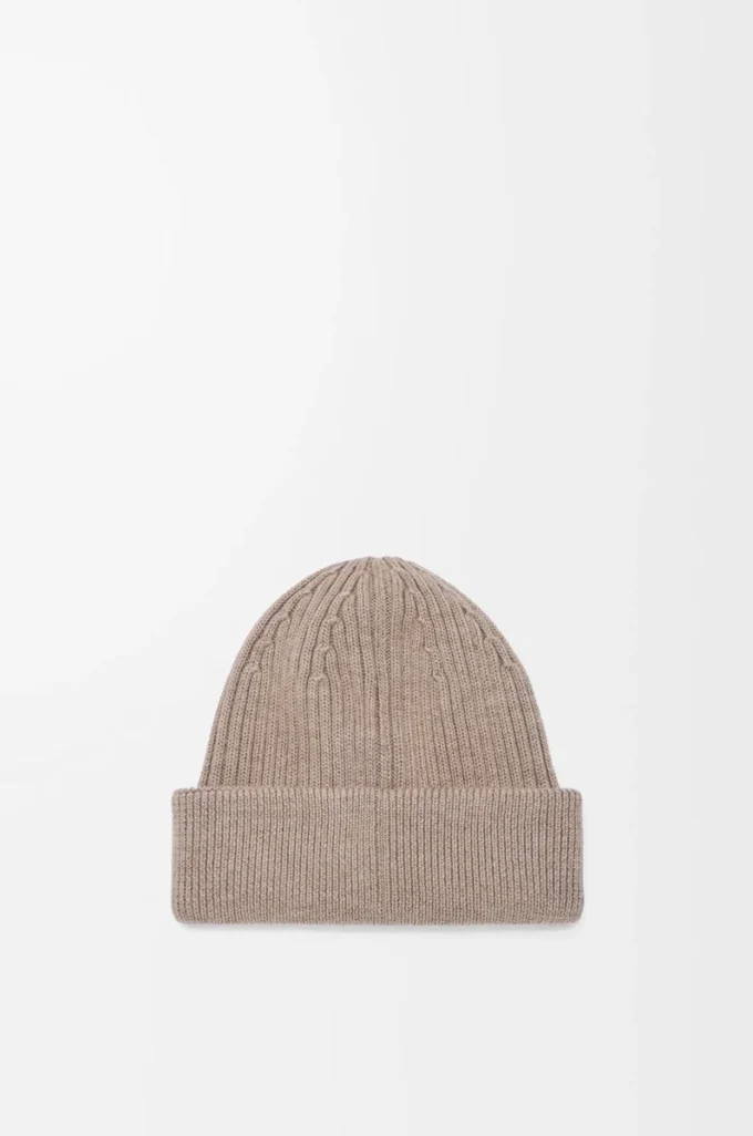 Gorro LOEWE de lana en color beige oscuro Gorro LOEWE de lana en color beige oscuro