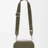 Mini bolso bandolera para cámara en piel de becerro granulada suave color verde caqui