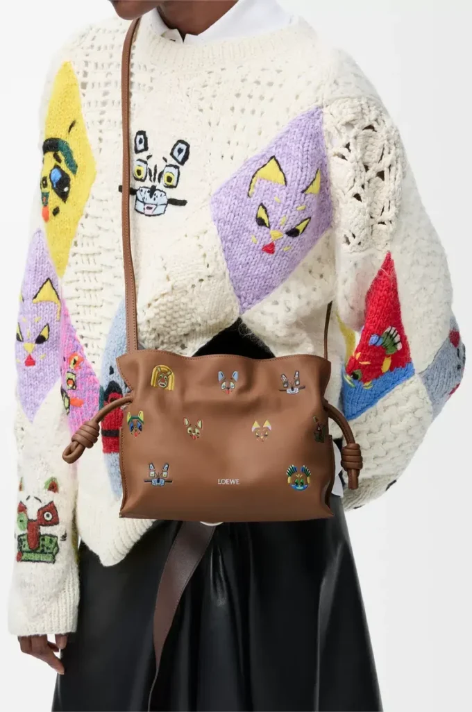 Mini bolso de mano Flamenco Cats en piel de becerro napa Mocha