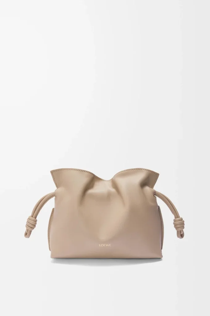 Mini bolso de mano Flamenco en piel de becerro napa arena