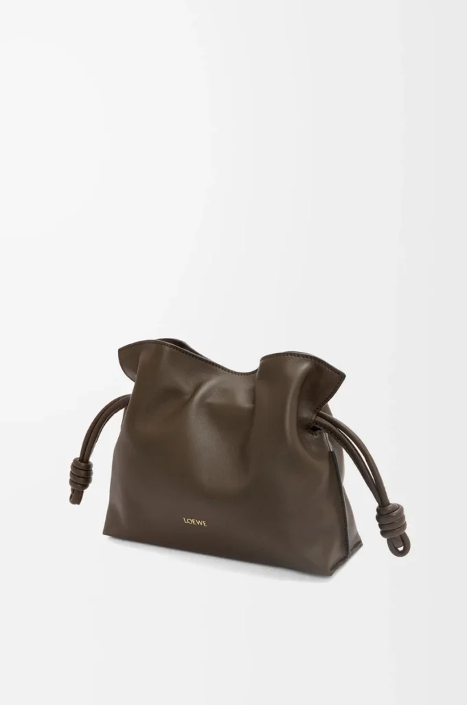Mini bolso de mano Flamenco en piel de becerro napa Chocolate Mini bolso de mano Flamenco en piel de becerro napa Chocolate