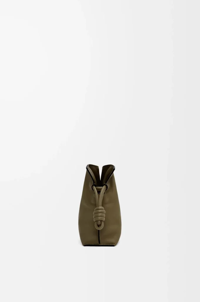 Mini bolso de mano Flamenco en piel de becerro napa Dark Khaki