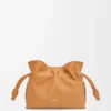 Mini bolso de mano Flamenco en piel de becerro napa Warm Desert