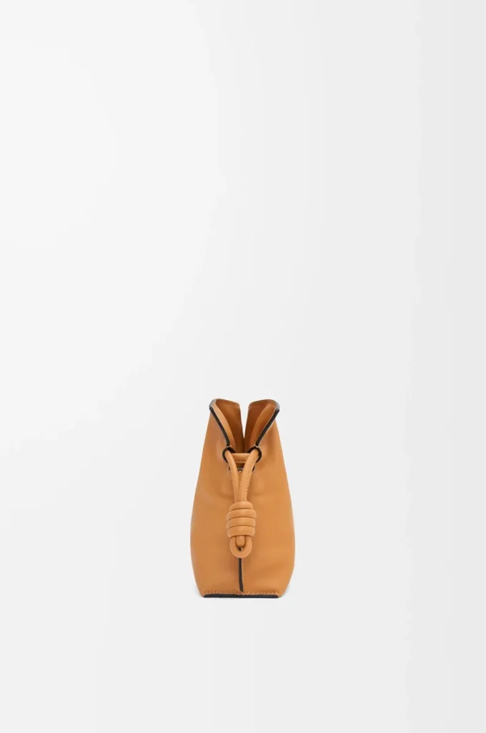 Mini bolso de mano Flamenco en piel de becerro napa Warm Desert