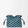 Mini bolso de mano Flamenco en piel de cordero napa tinta oscura/azul cielo Mini bolso de mano Flamenco en piel de cordero napa tinta oscura/azul cielo