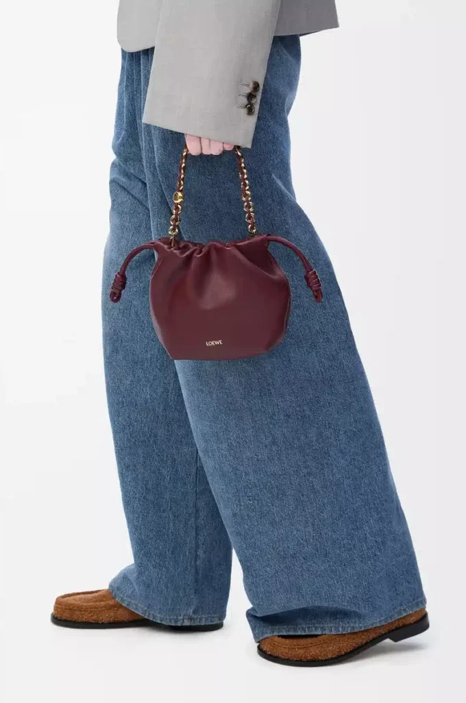 Mini bolso Flamenco en suave piel de cordero napa burdeos oscuro Mini bolso Flamenco en suave piel de cordero napa burdeos oscuro