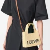 Mini bolso LOEWE Font en rafia natural Mini bolso LOEWE Font en rafia natural