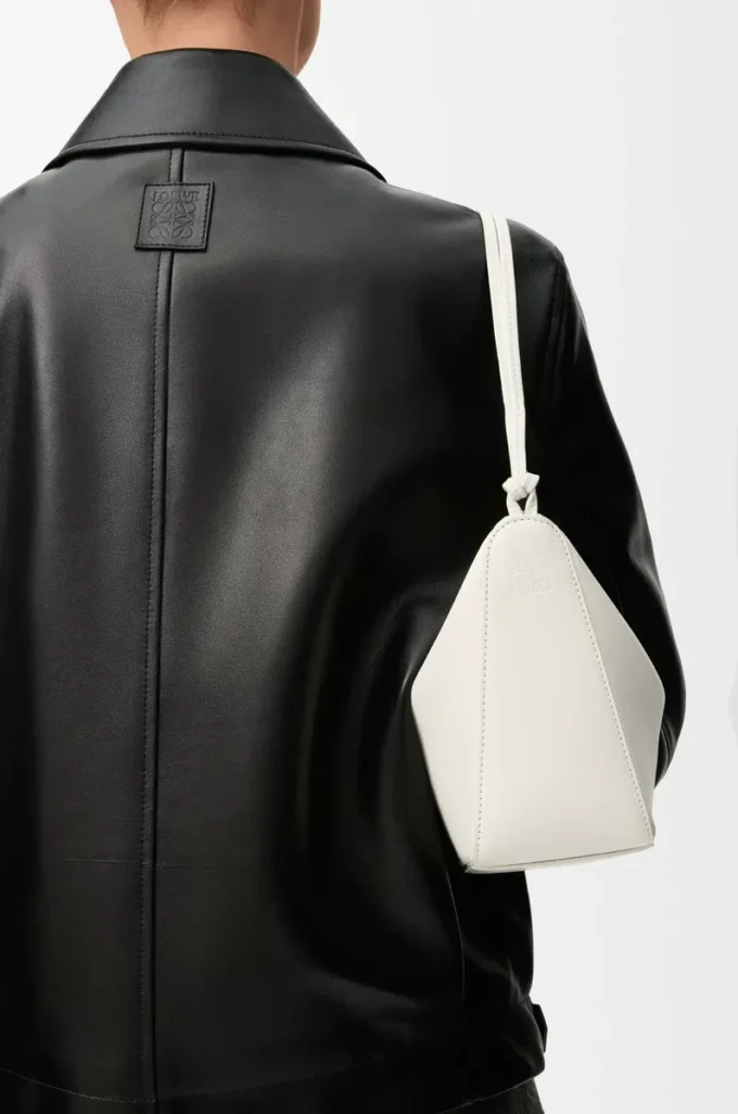 Mini Hammock hobo en piel de becerro clásica Soft White Mini Hammock hobo en piel de becerro clásica Soft White