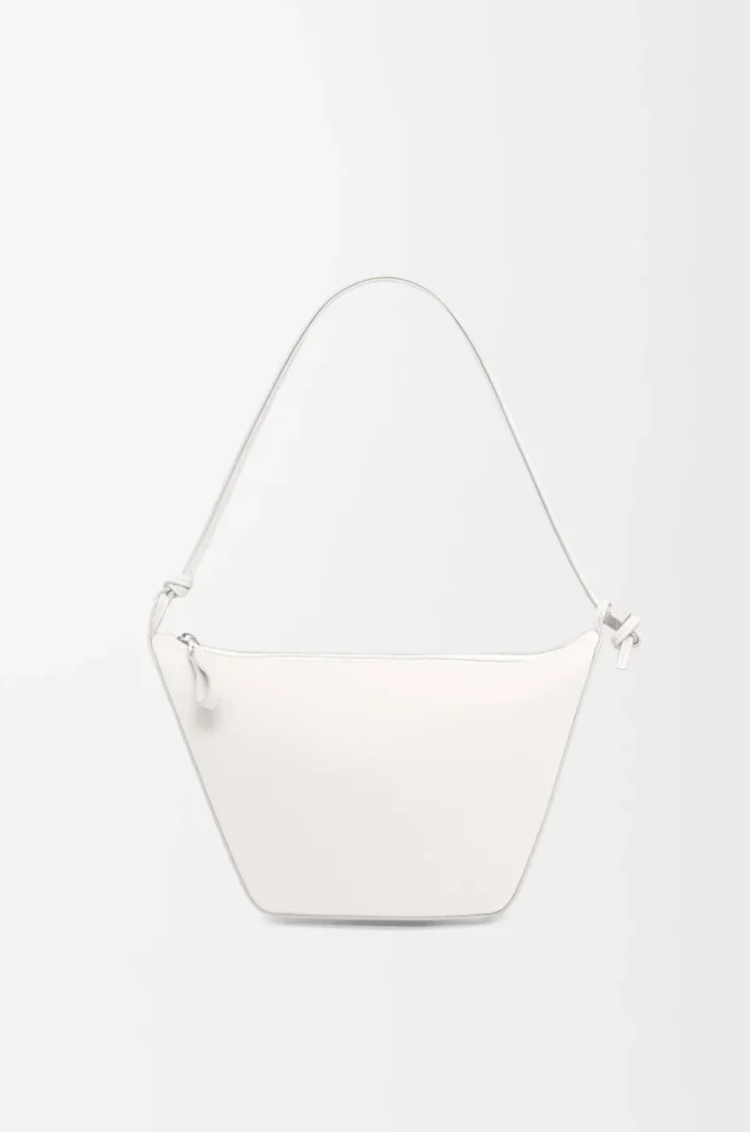 Mini Hammock hobo en piel de becerro clásica Soft White Mini Hammock hobo en piel de becerro clásica Soft White