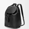 Mochila Flamenco en piel de becerro flexible y brillante. Negro