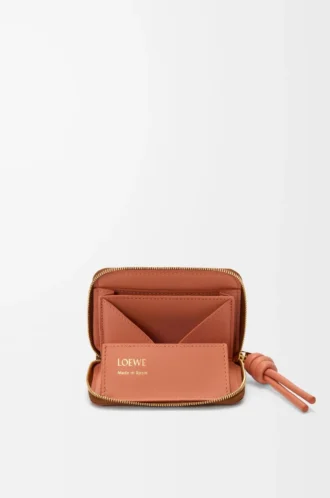 Monedero con cremallera en piel de becerro napa brillante color Tan/Papaya
