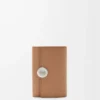 Monedero vertical pequeño Pebble en piel de becerro granulada Pebble Moca Monedero vertical pequeño Pebble en piel de becerro granulada Pebble Moca
