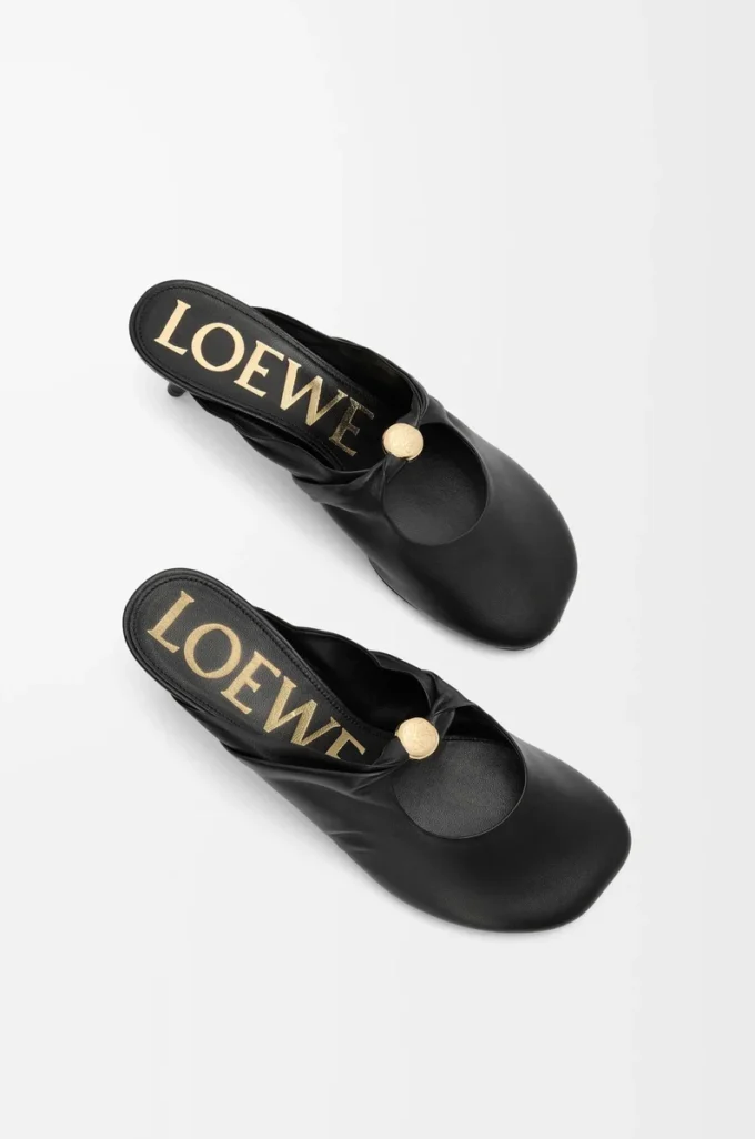 Mule Pebble Soft en piel de cordero napa Black Mule Pebble Soft en piel de cordero napa Black