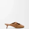 Mule Pebble Soft en piel de cordero napa Oak Mule Pebble Soft en piel de cordero napa Oak