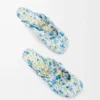 Mules Pebble Soft en piel de cordero napa estampada Soft White/Blue Mules Pebble Soft en piel de cordero napa estampada Soft White/Blue