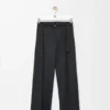 Pantalones con cinturón de lana Gris oscuro Pantalones con cinturón de lana Gris oscuro