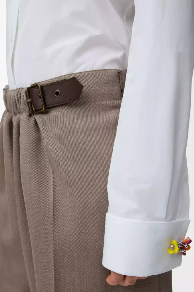 Pantalones cortos con cinturón de lana Beige Melange Pantalones cortos con cinturón de lana Beige Melange