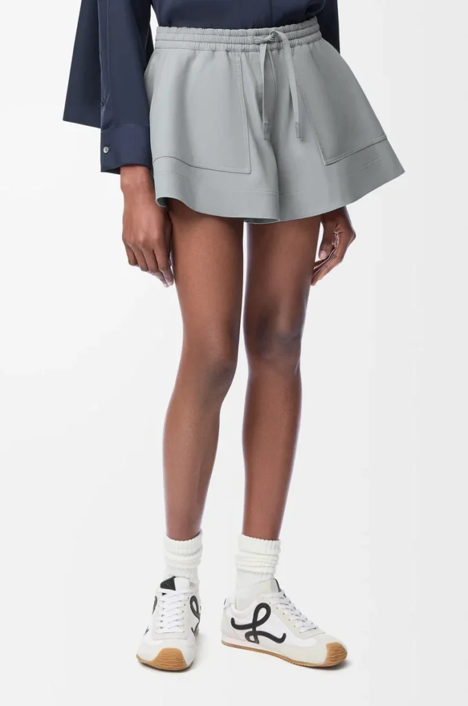 Pantalones cortos de algodón gris claro Pantalones cortos de algodón gris claro