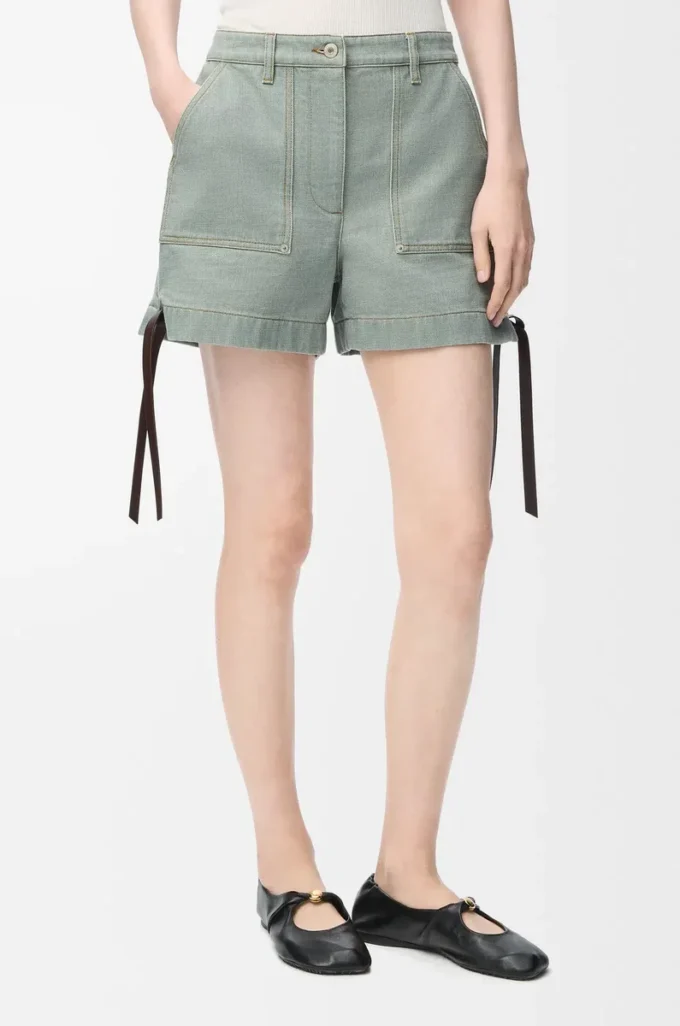 Pantalones cortos de trabajo en denim verde caqui Pantalones cortos de trabajo en denim verde caqui