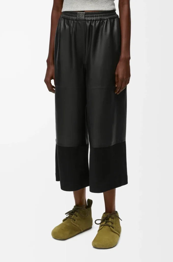 Pantalones cropped de piel de cordero napa y piel de cabra ante. Negro Pantalones cropped de piel de cordero napa y piel de cabra ante. Negro