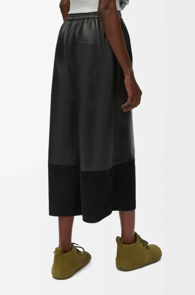 Pantalones cropped de piel de cordero napa y piel de cabra ante. Negro Pantalones cropped de piel de cordero napa y piel de cabra ante. Negro