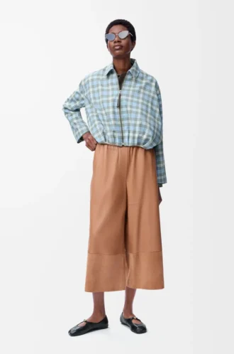 Pantalones cropped de piel de cordero napa y piel de cabra ante Toffee