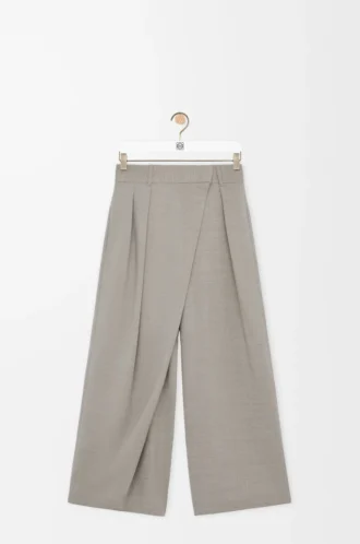 Pantalones cruzados de lana, color beige claro jaspeado Pantalones cruzados de lana, color beige claro jaspeado
