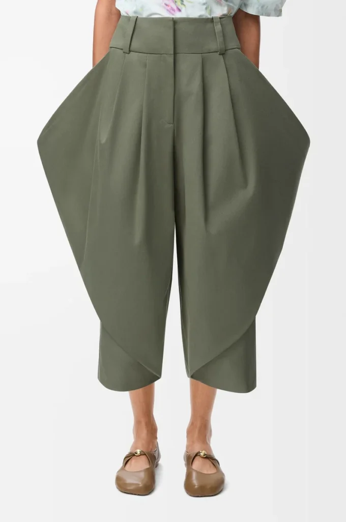 Pantalones de algodón verde caqui Pantalones de algodón verde caqui