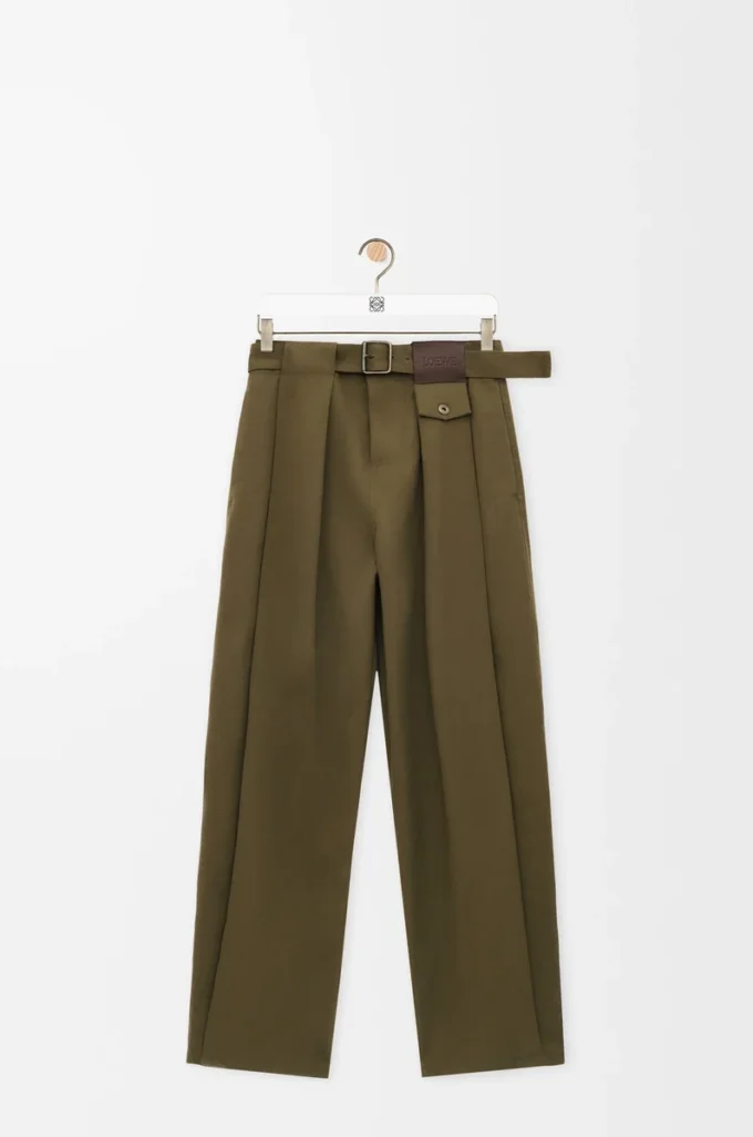 Pantalones de algodón y seda verde caqui Pantalones de algodón y seda verde caqui