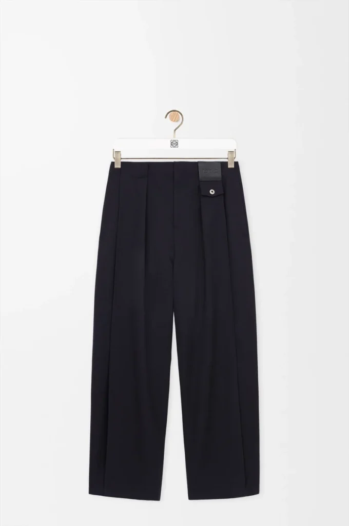 Pantalones de lana azul marino oscuro Pantalones de lana azul marino oscuro