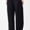 Pantalones de lana azul marino oscuro Pantalones de lana azul marino oscuro