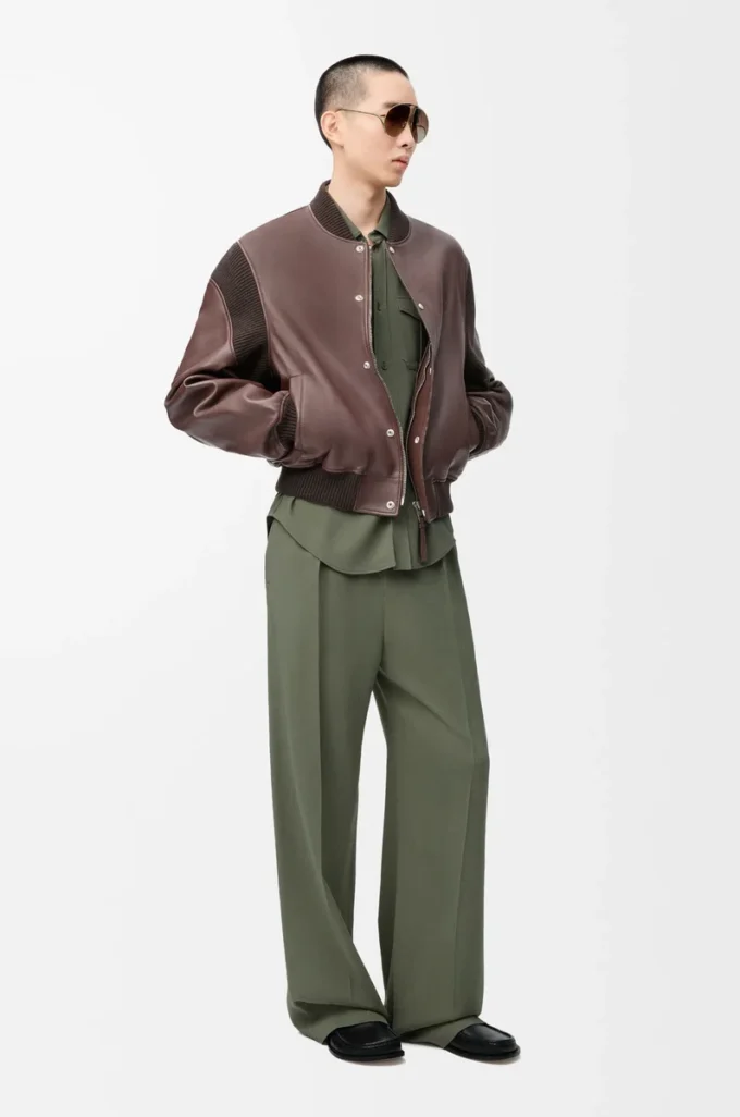 Pantalones de mezcla de viscosa en verde caqui Pantalones de mezcla de viscosa en verde caqui