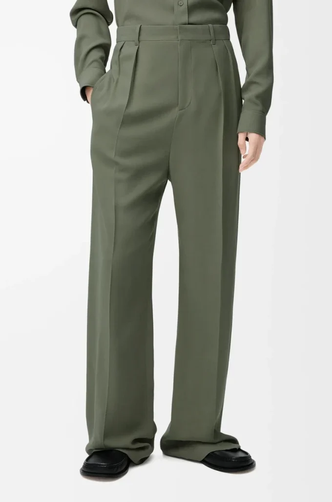 Pantalones de mezcla de viscosa en verde caqui Pantalones de mezcla de viscosa en verde caqui