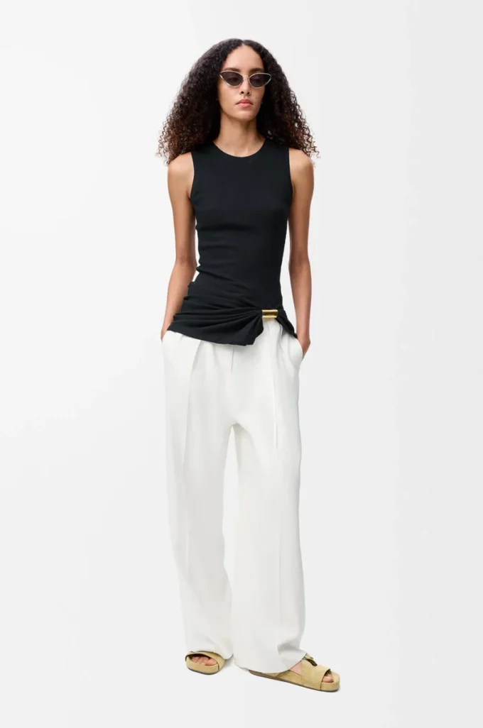 Pantalones en mezcla de viscosa elástica. Blanco Pantalones en mezcla de viscosa elástica. Blanco