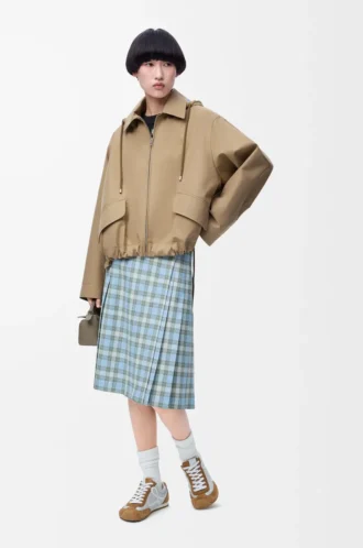 Parka con capucha de algodón beige